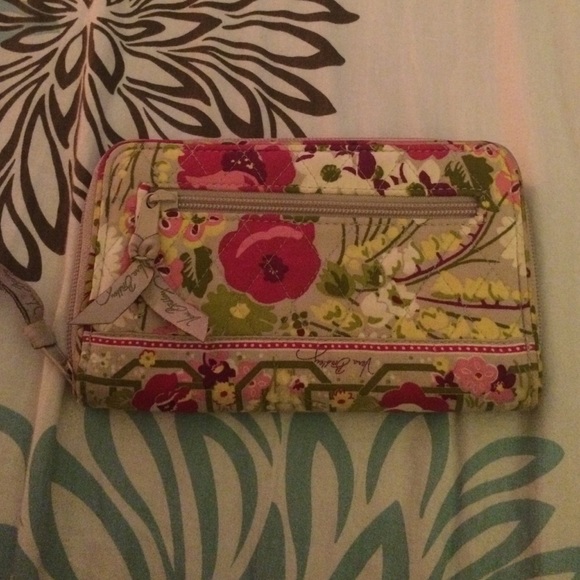 Vera Bradley wallet - Picture 4 of 4